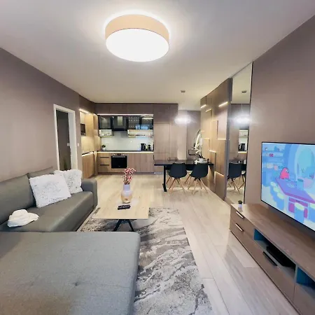 Karzo Lu 201 Freegarage ブダペスト