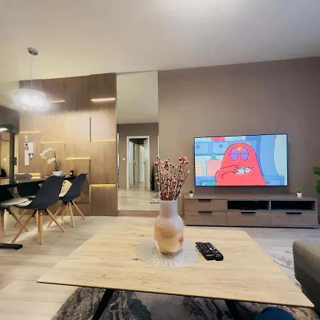 アパート Karzo Lu 201 Freegarage