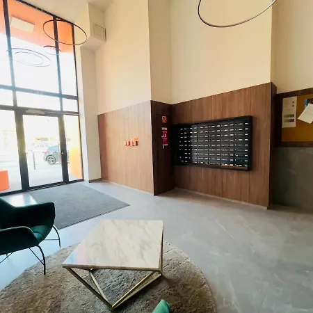 アパート Karzo Lu 201 Freegarage