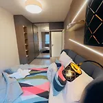 Karzo Lu 201 Freegarage * Βουδαπέστη